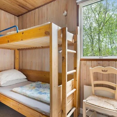 1582-aakirkeby-boesparken-2