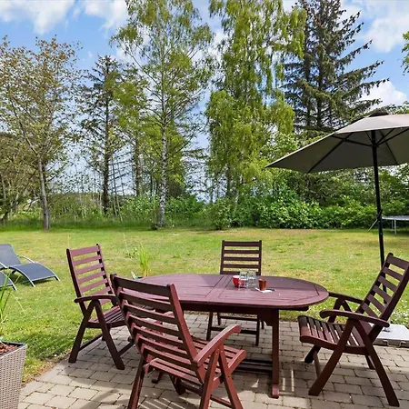 1582-aakirkeby-boesparken-2 Σπίτι διακοπών Vester Somarken