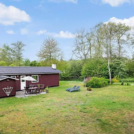 1582-aakirkeby-boesparken-2