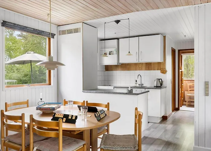 1582-aakirkeby-boesparken-2