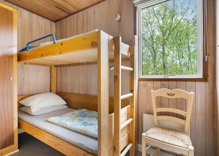 1582-aakirkeby-boesparken-2